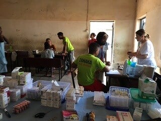 La pharmacie en mission humanitaire.